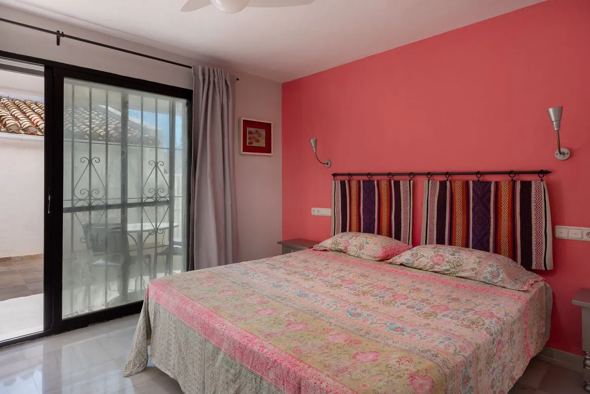 a482ba00-5784-426f-b1f5-4ba39bd4601e