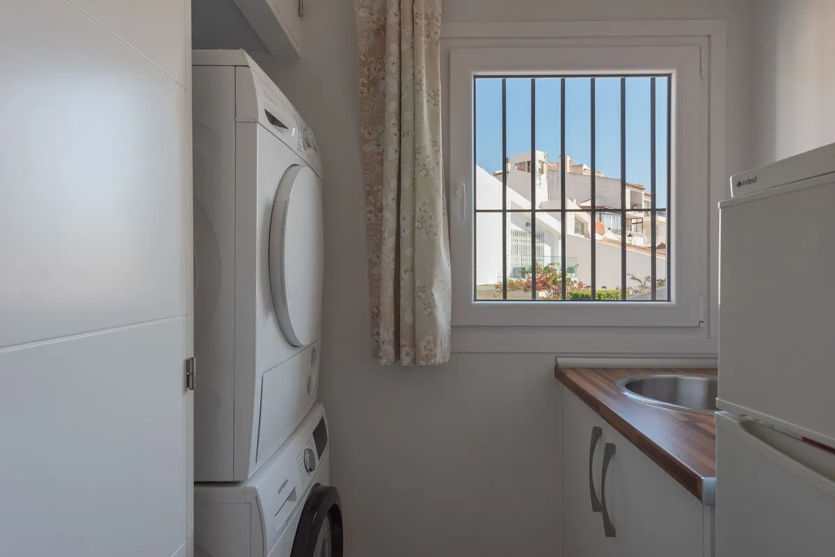 f7709ad5-25c5-4184-be9d-7246ec22bca4