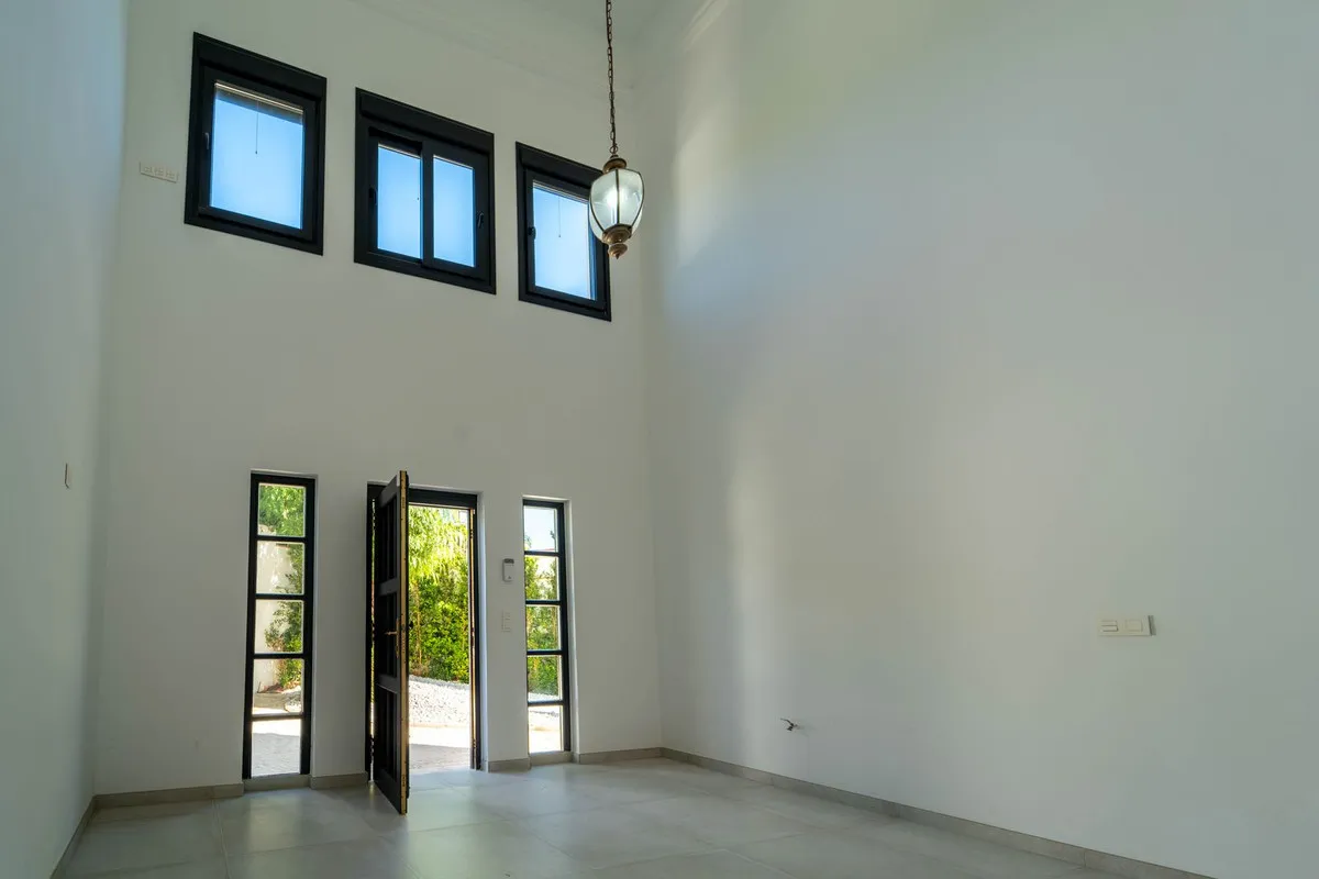 9df2a6e1-33c4-425d-89b7-eec1a2d7558b