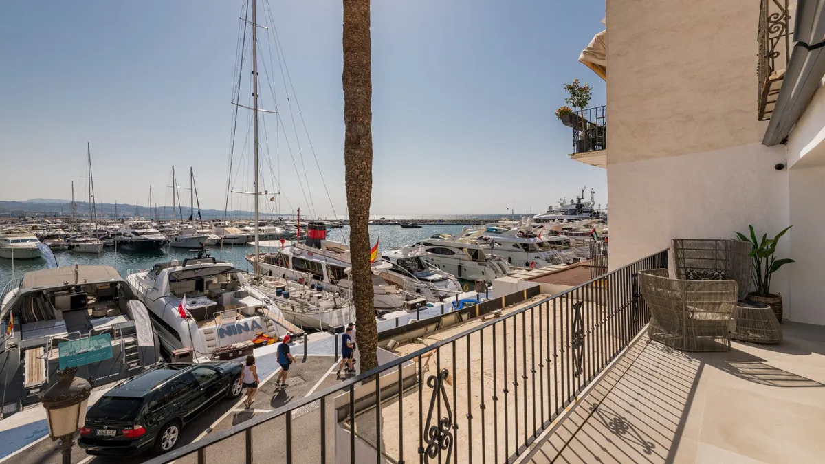 99f3ef8f-24a6-4a2c-9226-86d99c1d2b9a