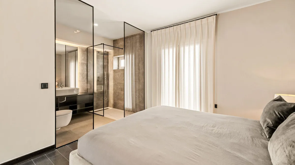 ad2e6e81-cc5c-4694-a51f-c0cdd8ee37f7