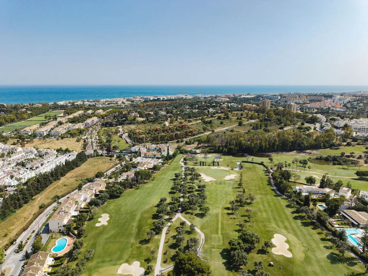 2538e24b-8b1a-4792-b792-d82d64017965