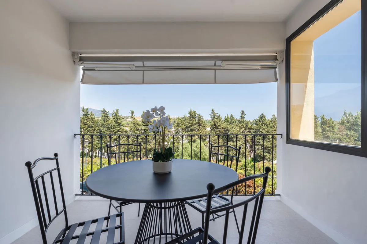 5ffda977-3b95-4681-81b1-15a100fb86f7