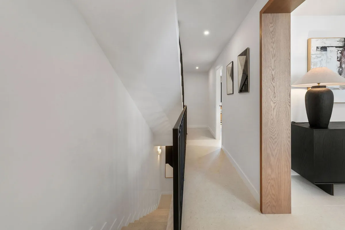 8a292b34-768d-44b7-896b-78055daa3100