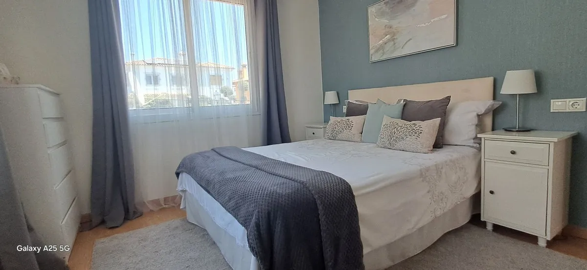 caf5e823-6f08-49c5-b7b3-02df9662ee04