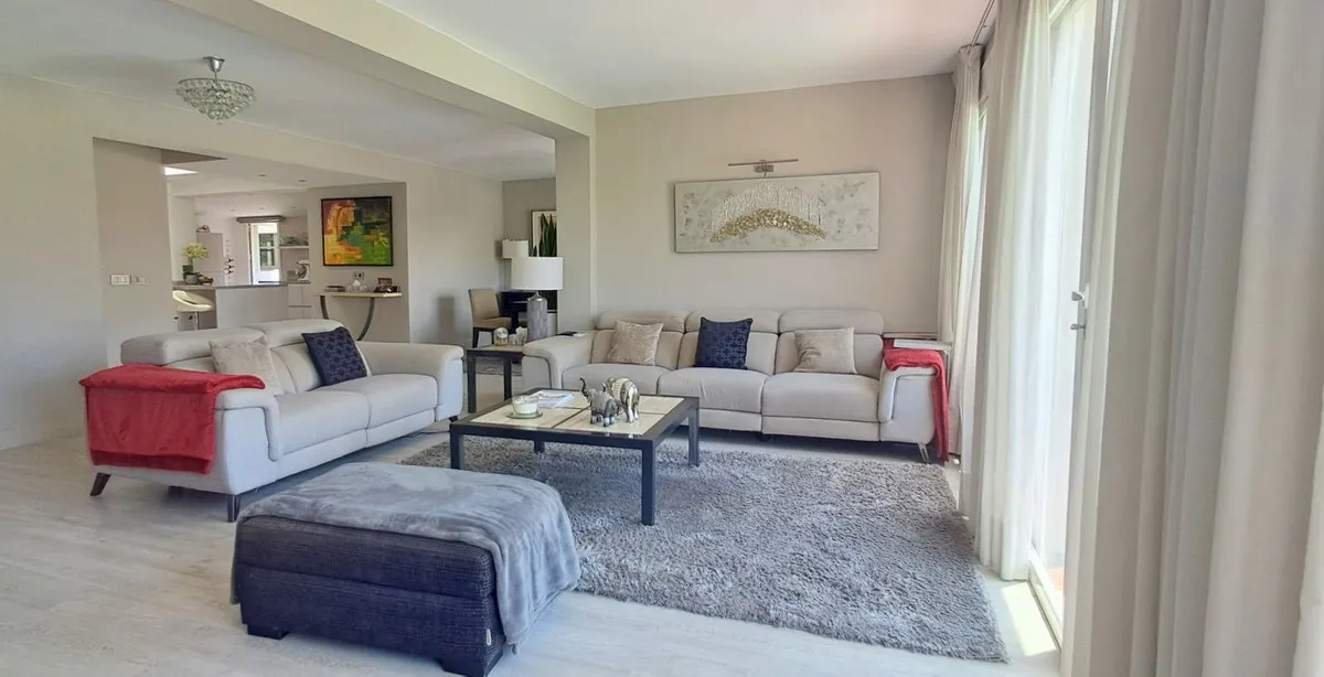 ce8d93c4-0c20-4b76-ac4e-752e819f9db0