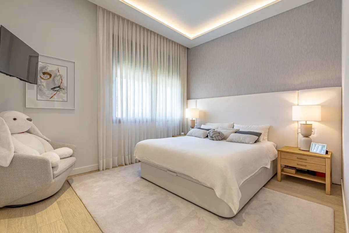 011b2417-c7fd-42c4-95a9-ef47c3180a66