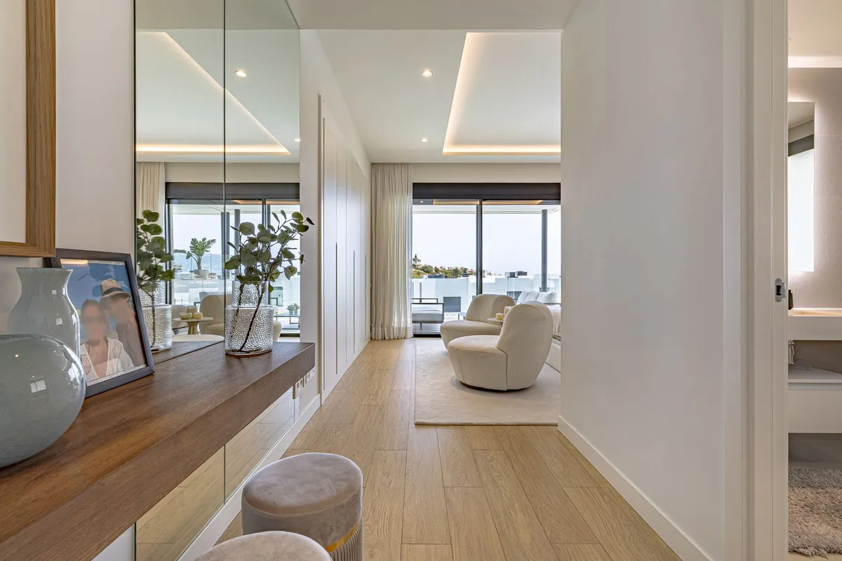 299e40b9-881a-432b-a292-f48370dec194