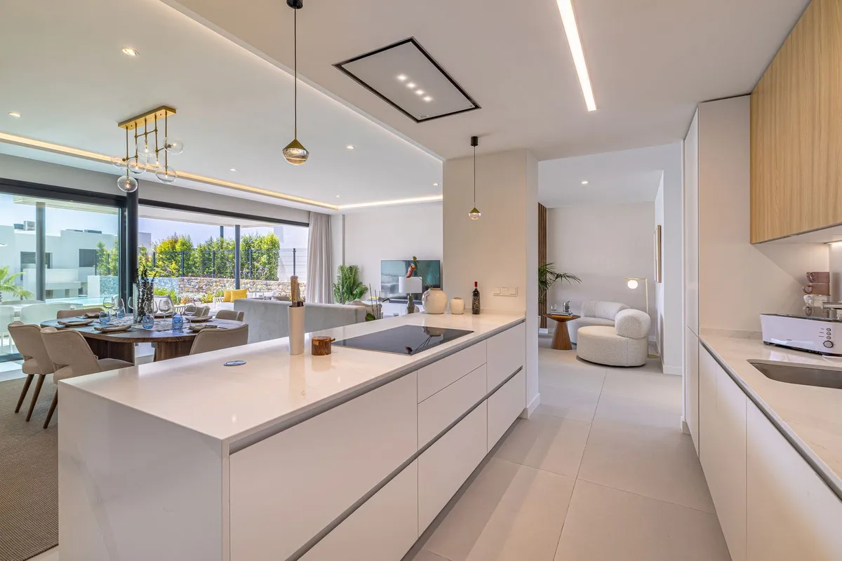 bcc6d261-8824-4bdc-9aee-0dc2b4410d98