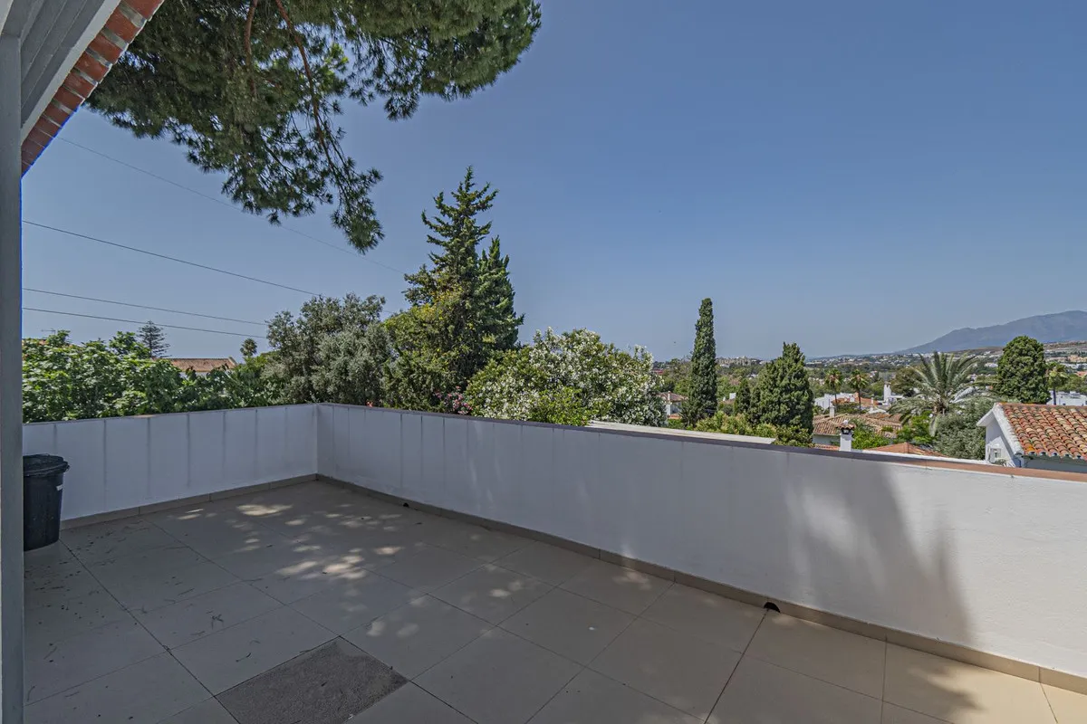 b00f3d2f-cf30-4cbf-b316-db71fa3e3984