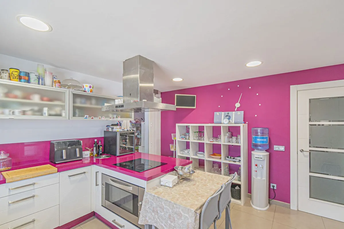 ee0e8c5e-5fcd-4509-9989-0ebb1c1f1d34