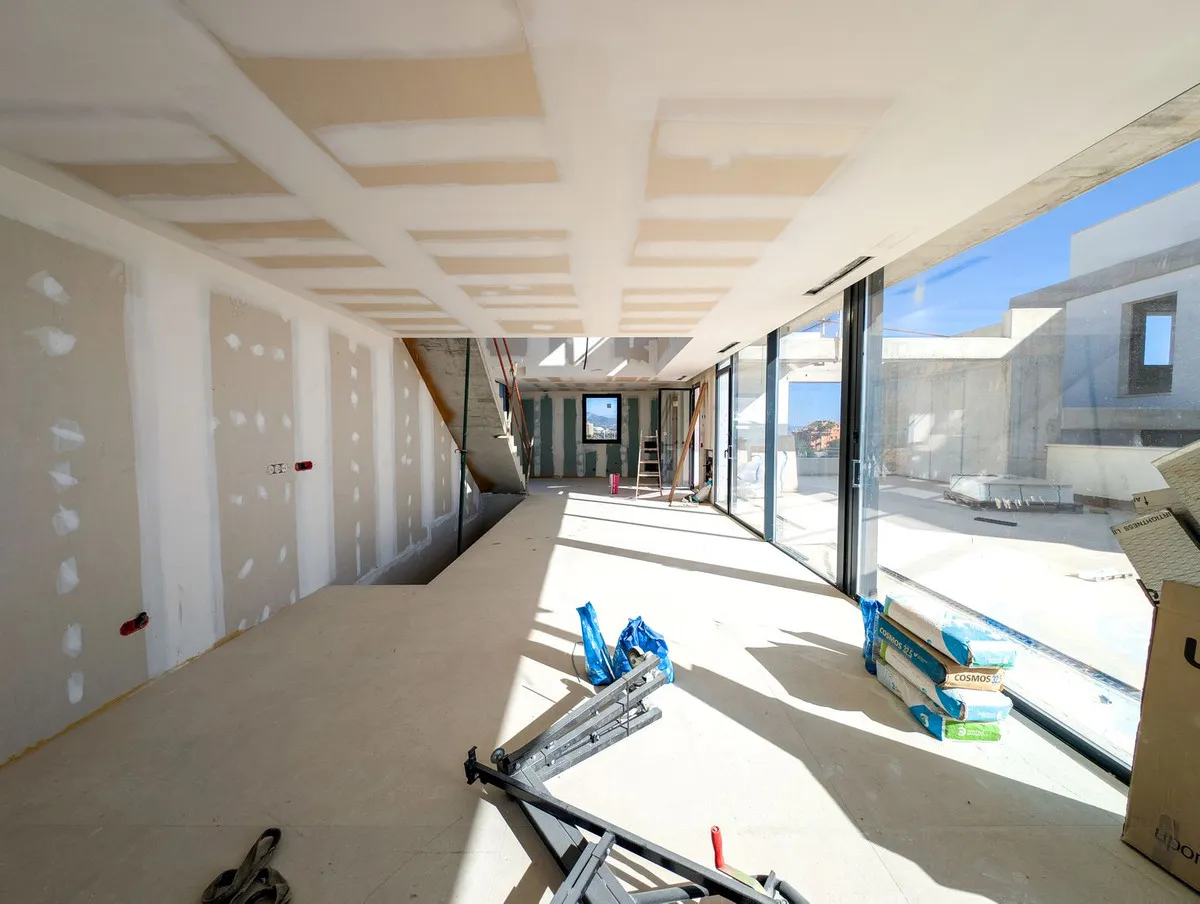 a30fa354-fcb0-47cc-8fdb-e3adeadc47a8