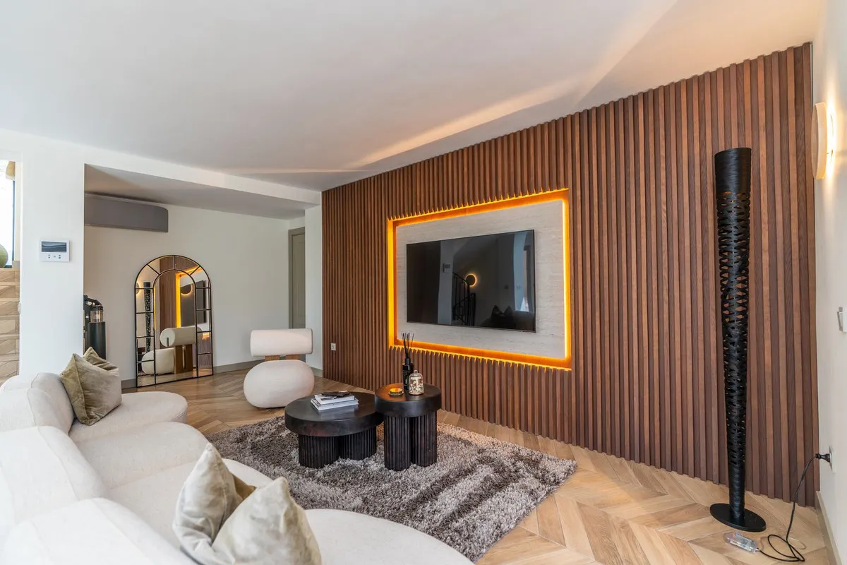 233b1268-40a9-4960-a57f-97c98d9da035