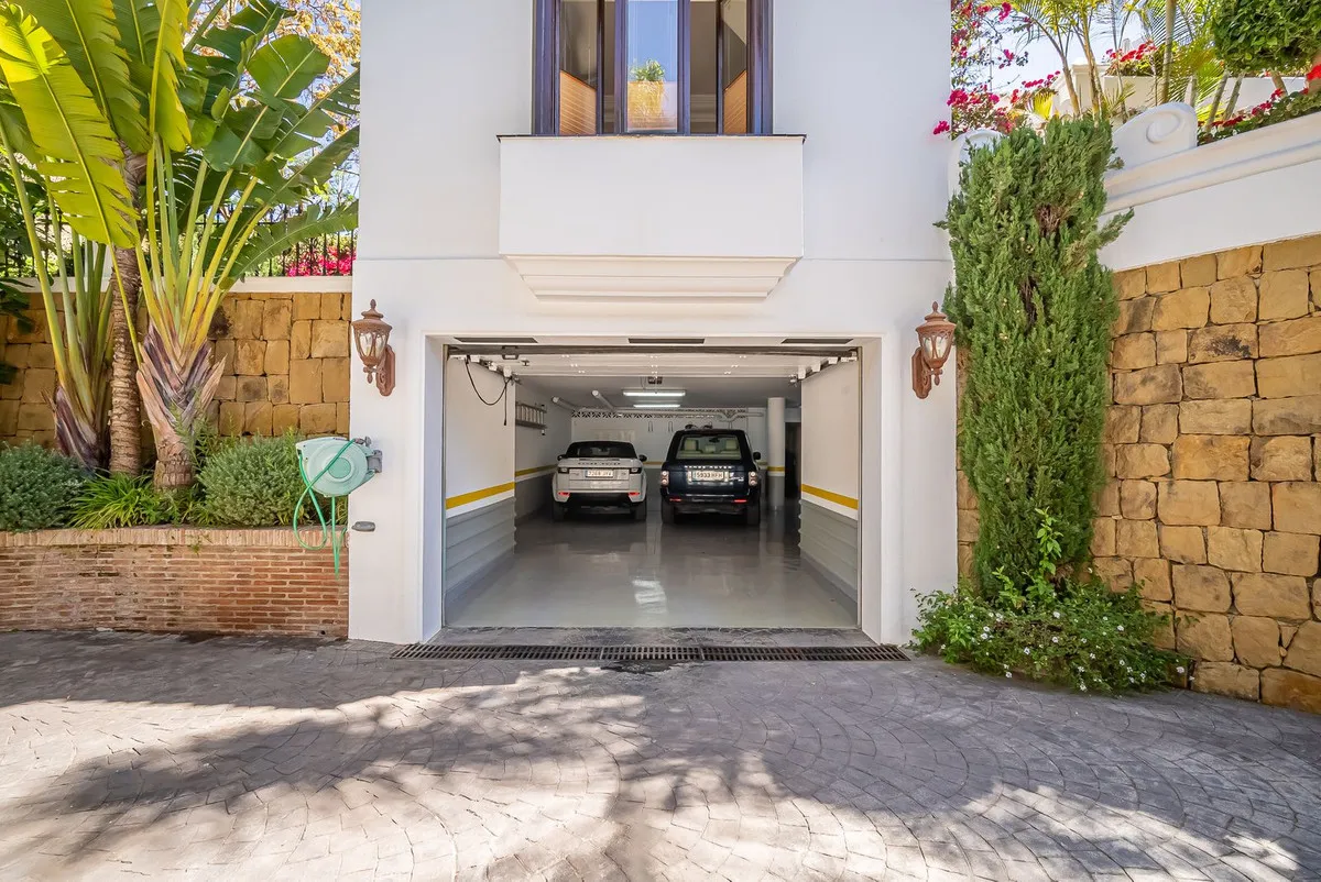 9de6a870-f892-406d-8e92-793447ed7a7e