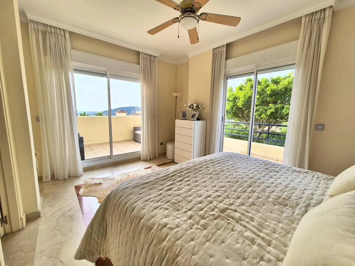 659d80b6-3d6d-4b88-84cf-9e23c553eb1f