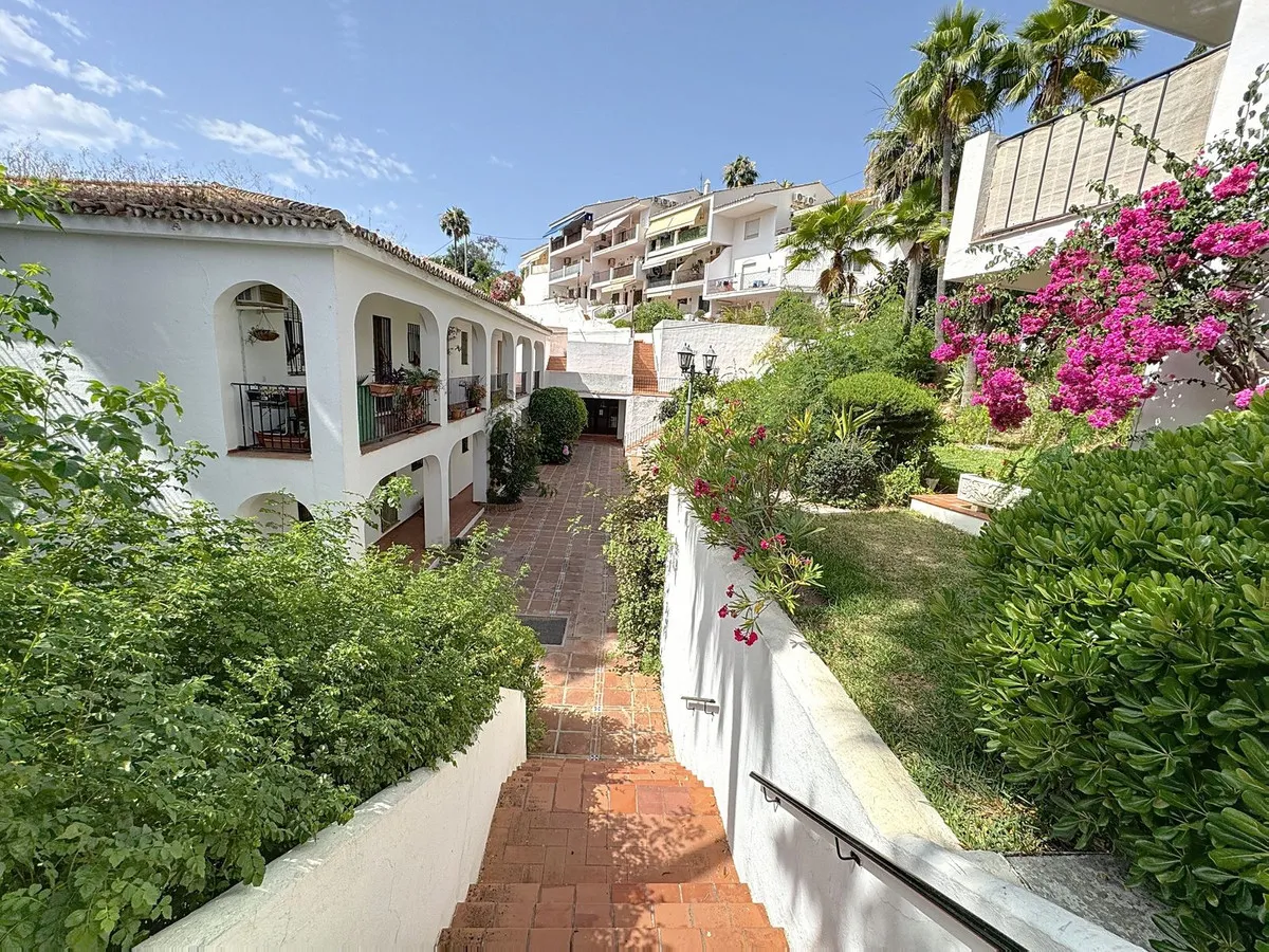 cf7e3cf9-66ab-4dee-9716-93877930703a