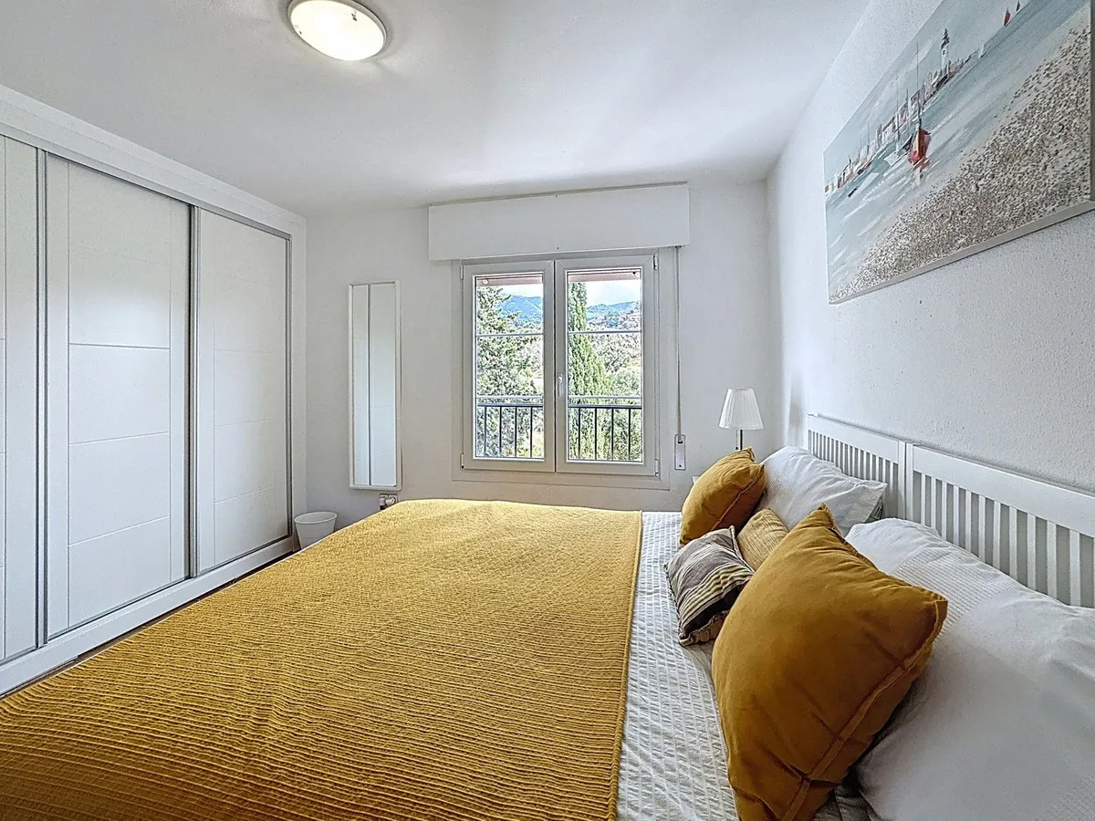 fb4826b4-3160-48ec-8c03-7eaadcc62a4d