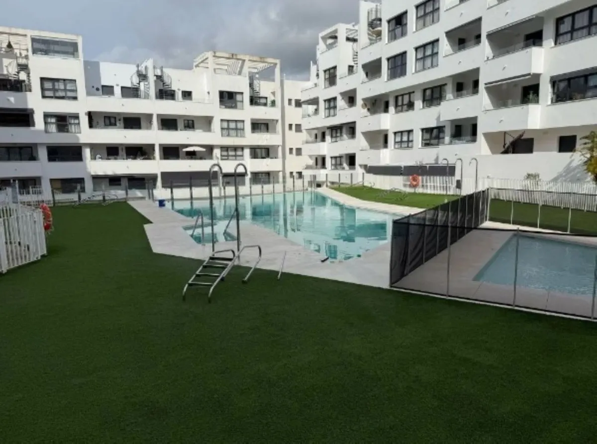 6914ce7e-2bdd-4c6a-9328-5617dd87892d