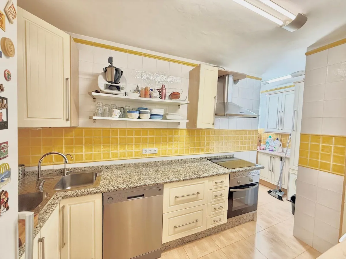 6fb9dddd-3617-4b5b-9cef-ee99a07020ac