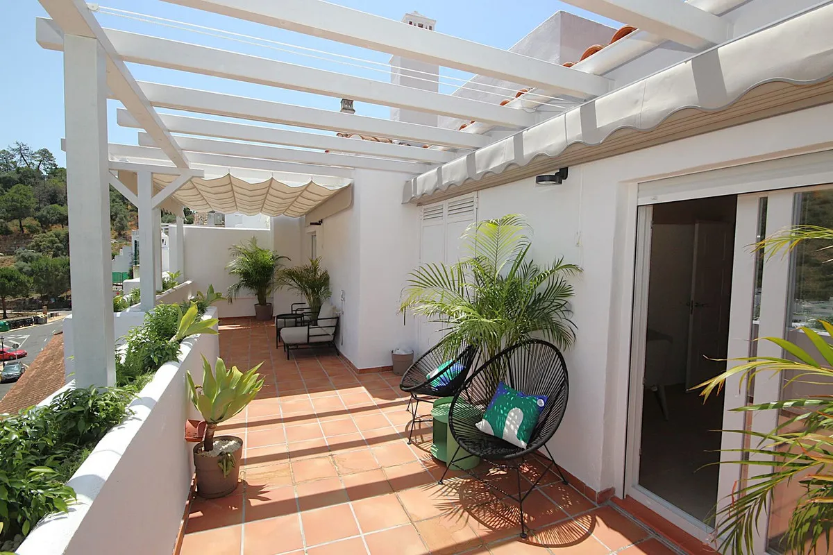 081919ad-f845-4401-b252-8bf2d52c4012