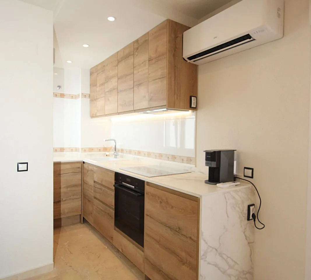 bc4a073c-1b7f-4107-b3a6-322887fb2028