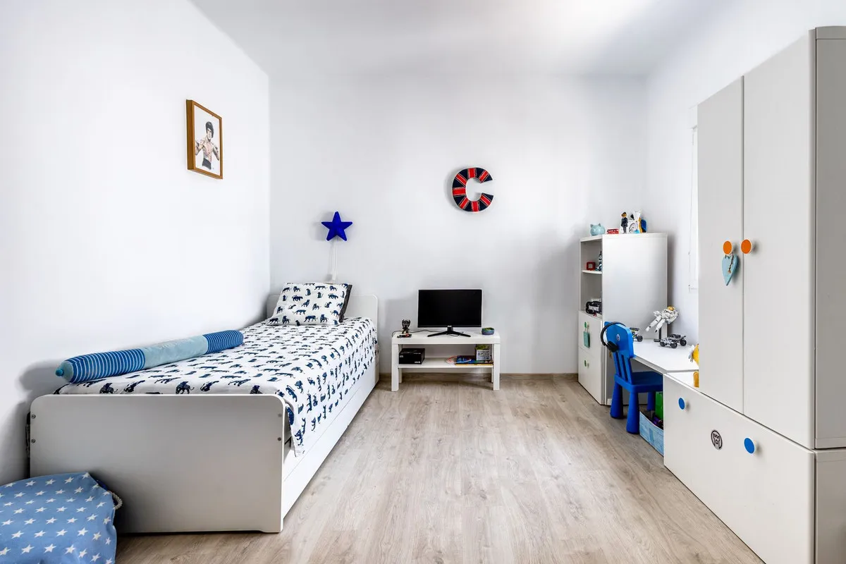 59637bfe-7f99-445e-aea7-4443a2571f7f