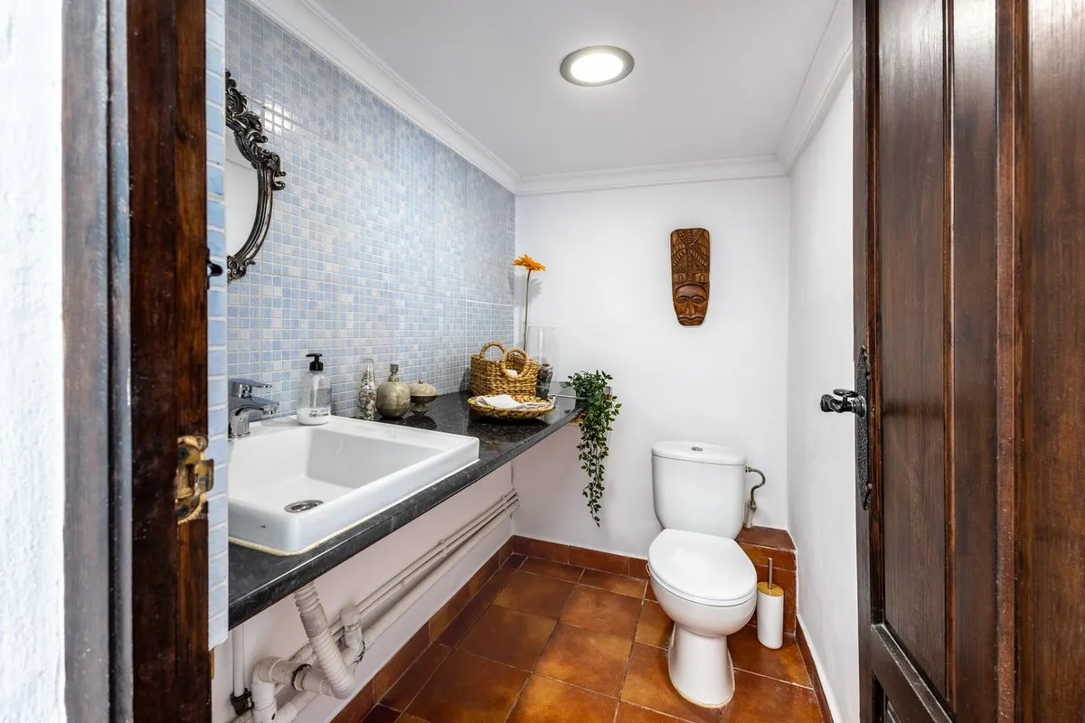 a9356697-b547-49a0-bcd0-b13adf28a171