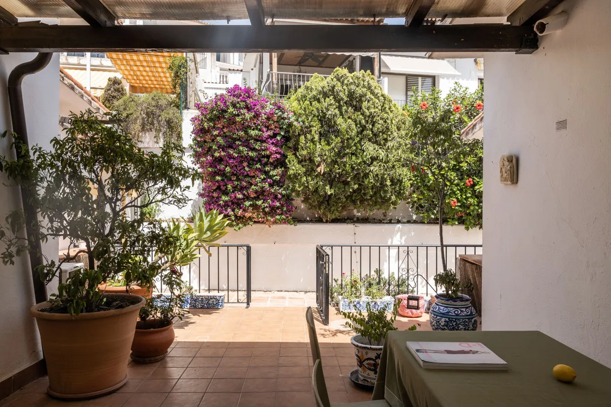 d0a6d85c-a2a2-40ce-b7f9-1efc4cd684ae