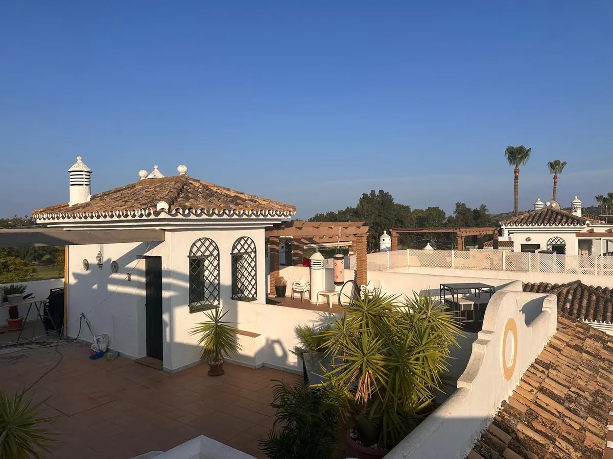 0e642a23-eb9f-410e-ab4b-0de4d049c6a6