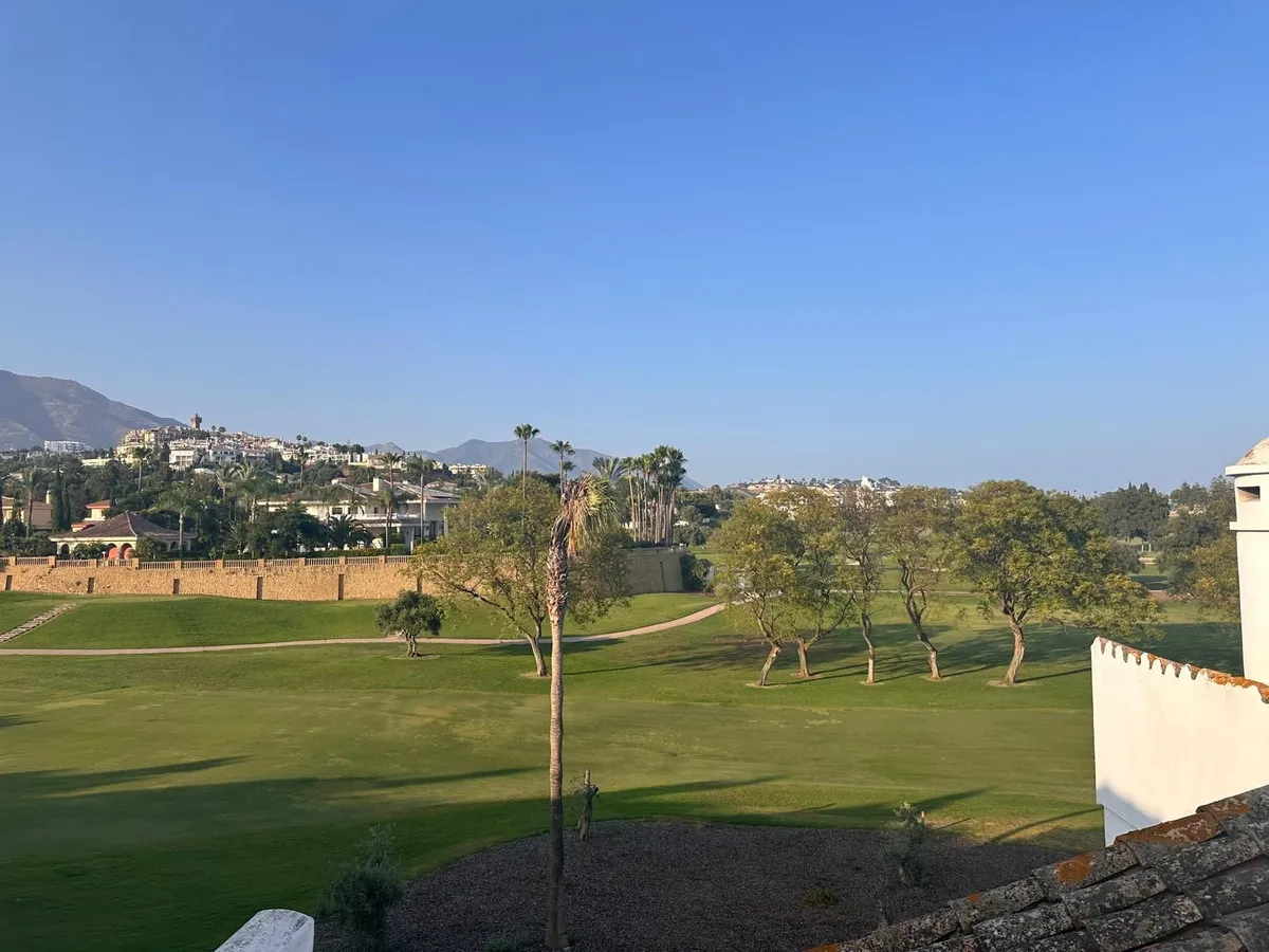 3e4da9bc-916c-4487-8edb-c35e4088d126