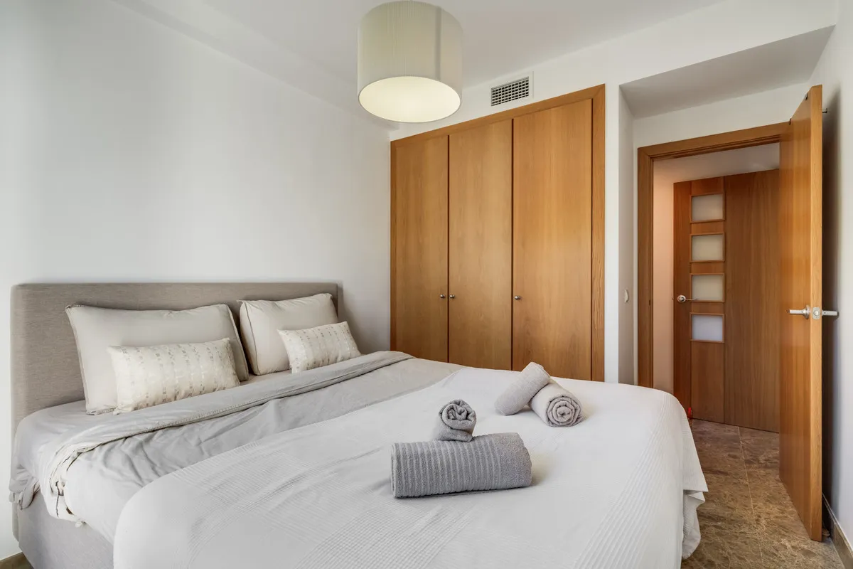 66fcff83-f990-4339-a35e-8c9f70041404