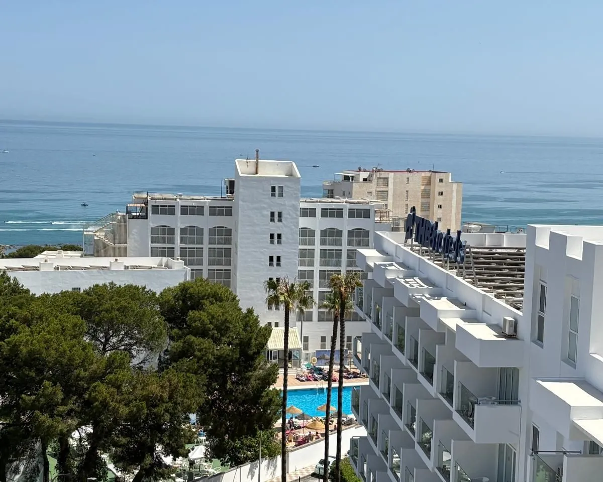 422f34fd-5a77-48ec-bcc0-41bf0bcd797e