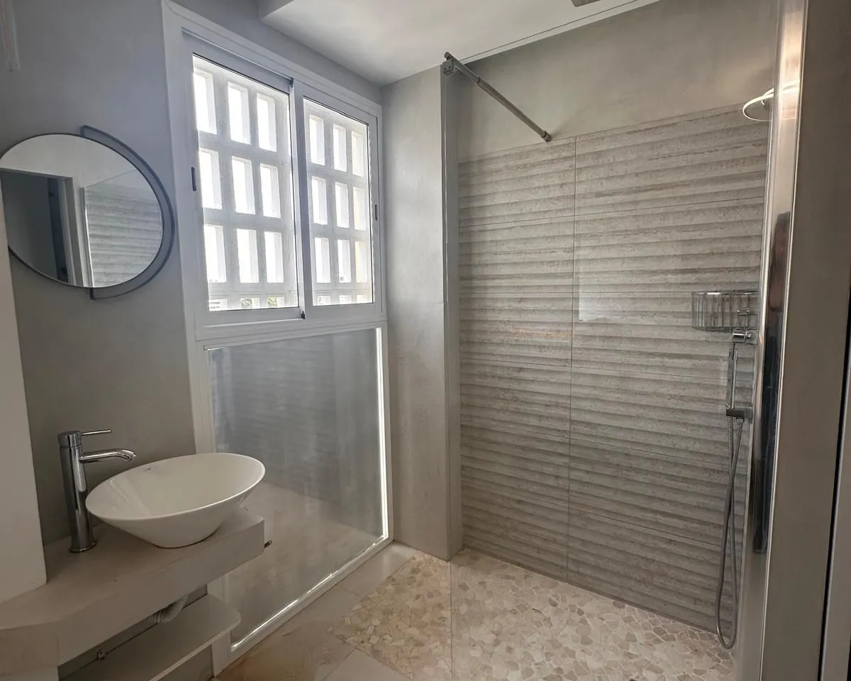 6ab7c375-dc85-4380-a86f-af19b92a0c4e