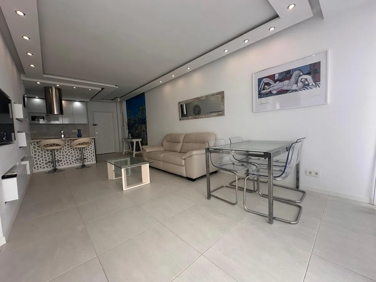 7cbbf61e-a141-4a8a-83f8-acf1de823571