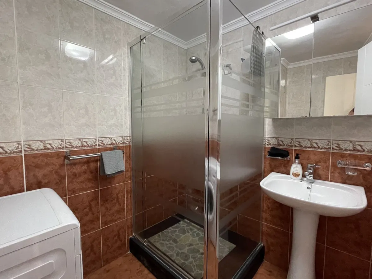 24d4d5d4-c9f4-49ee-83f1-5342e7e6f78e