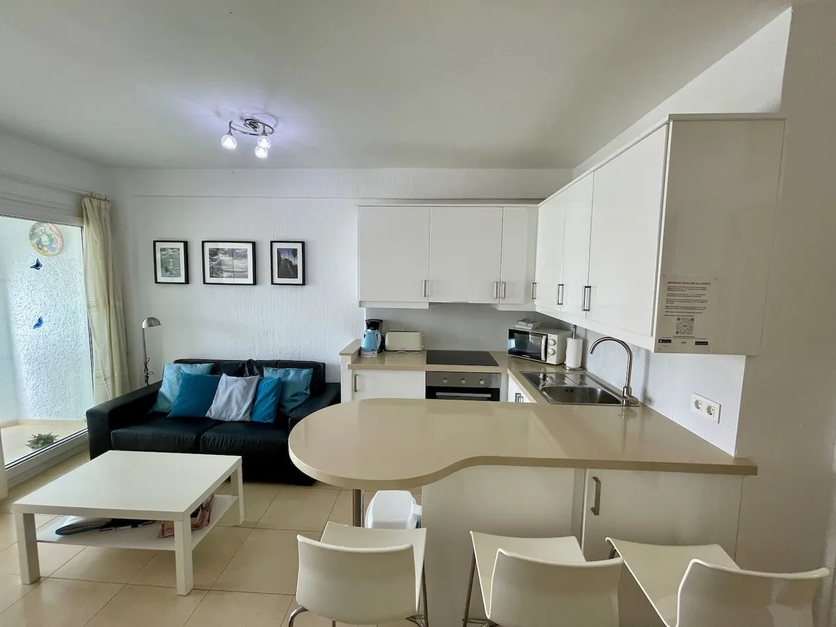 39a7476e-0609-444a-9c62-0e9b6281edb9