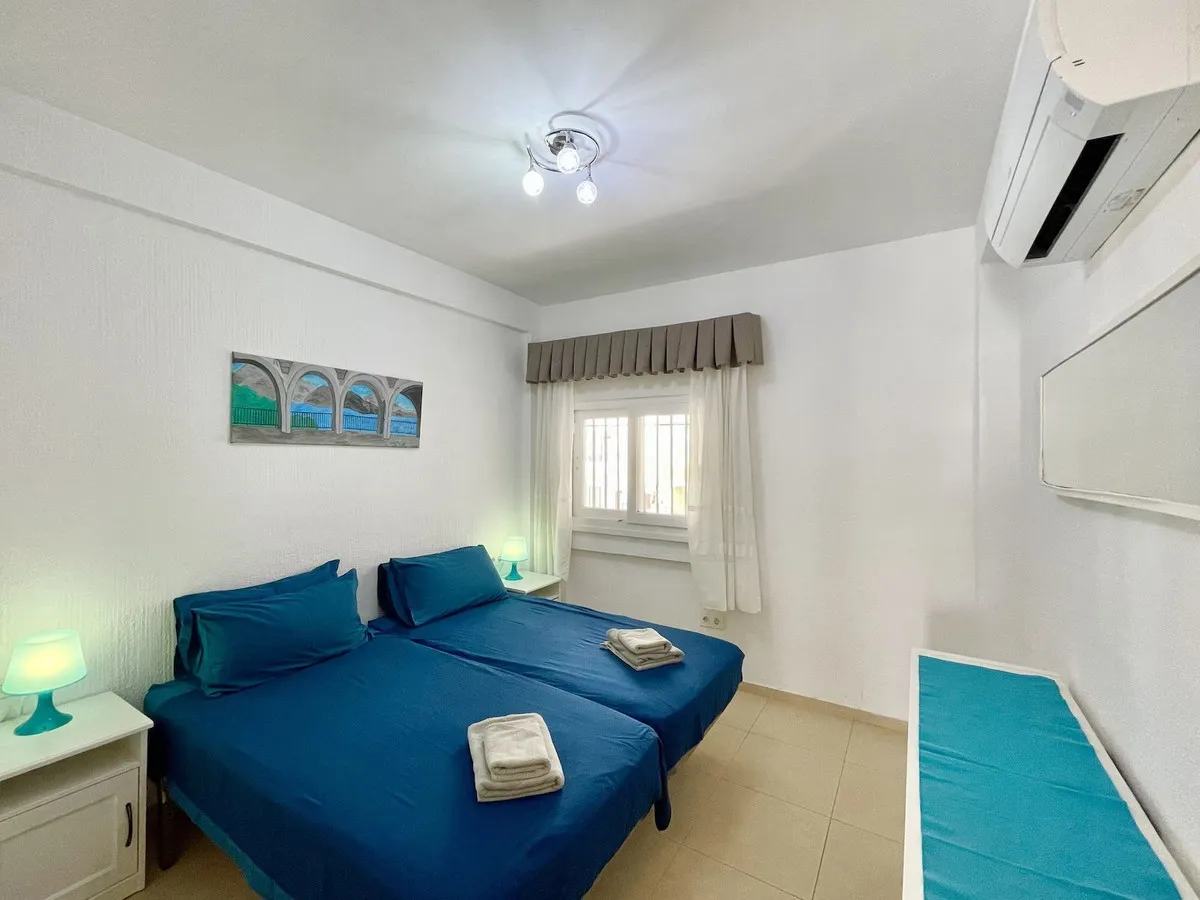 87f062d8-6d2e-4ef1-863d-853d176e9bac