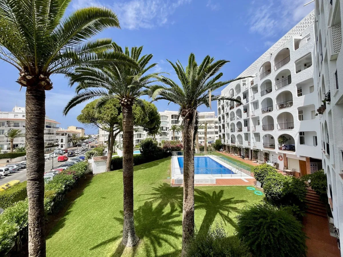 c33a571c-8ae6-4da9-9c15-71218872d8ad