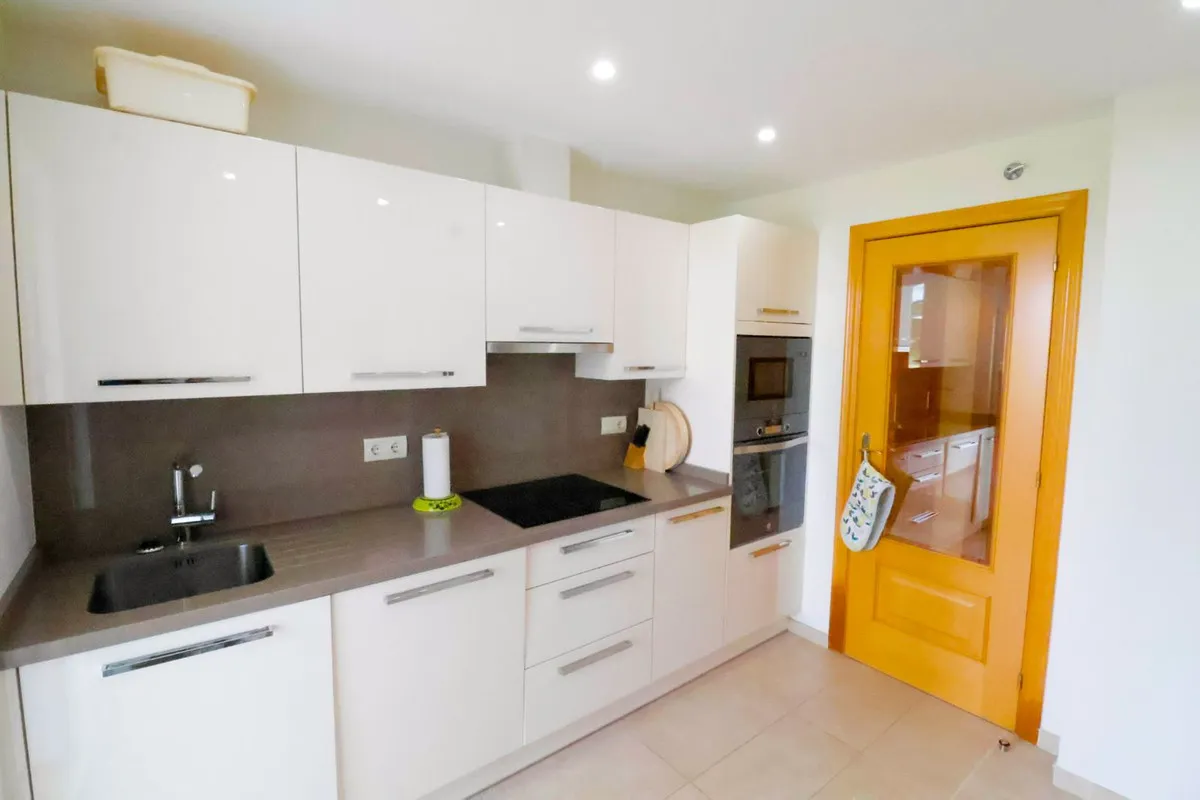 67016afd-1244-4312-a002-1a2f6a18a4d2