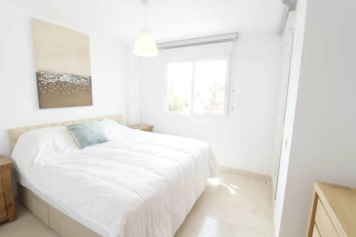 a8c25c99-ca81-4444-9e9f-28d1744a78a0