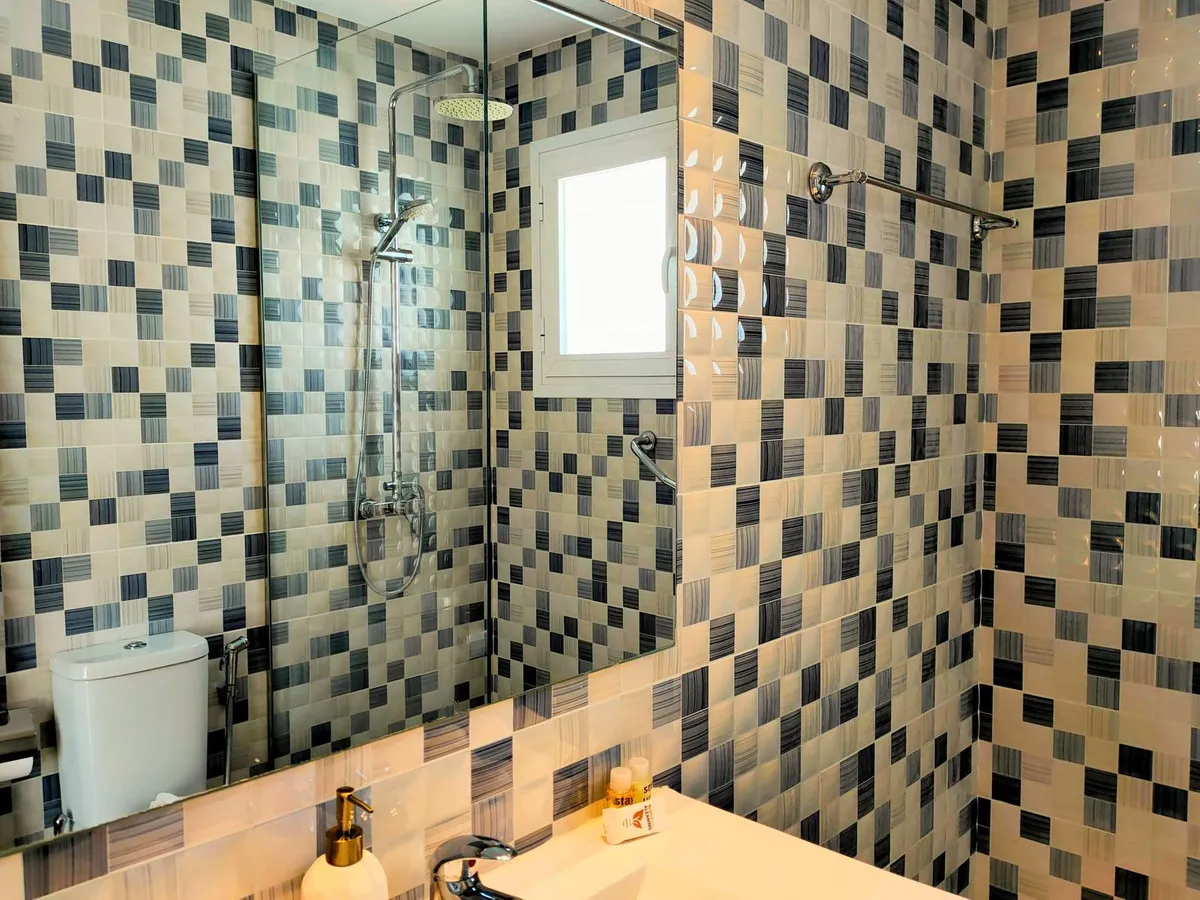 52a478fc-b2fb-4c22-af90-e6598900d3b3