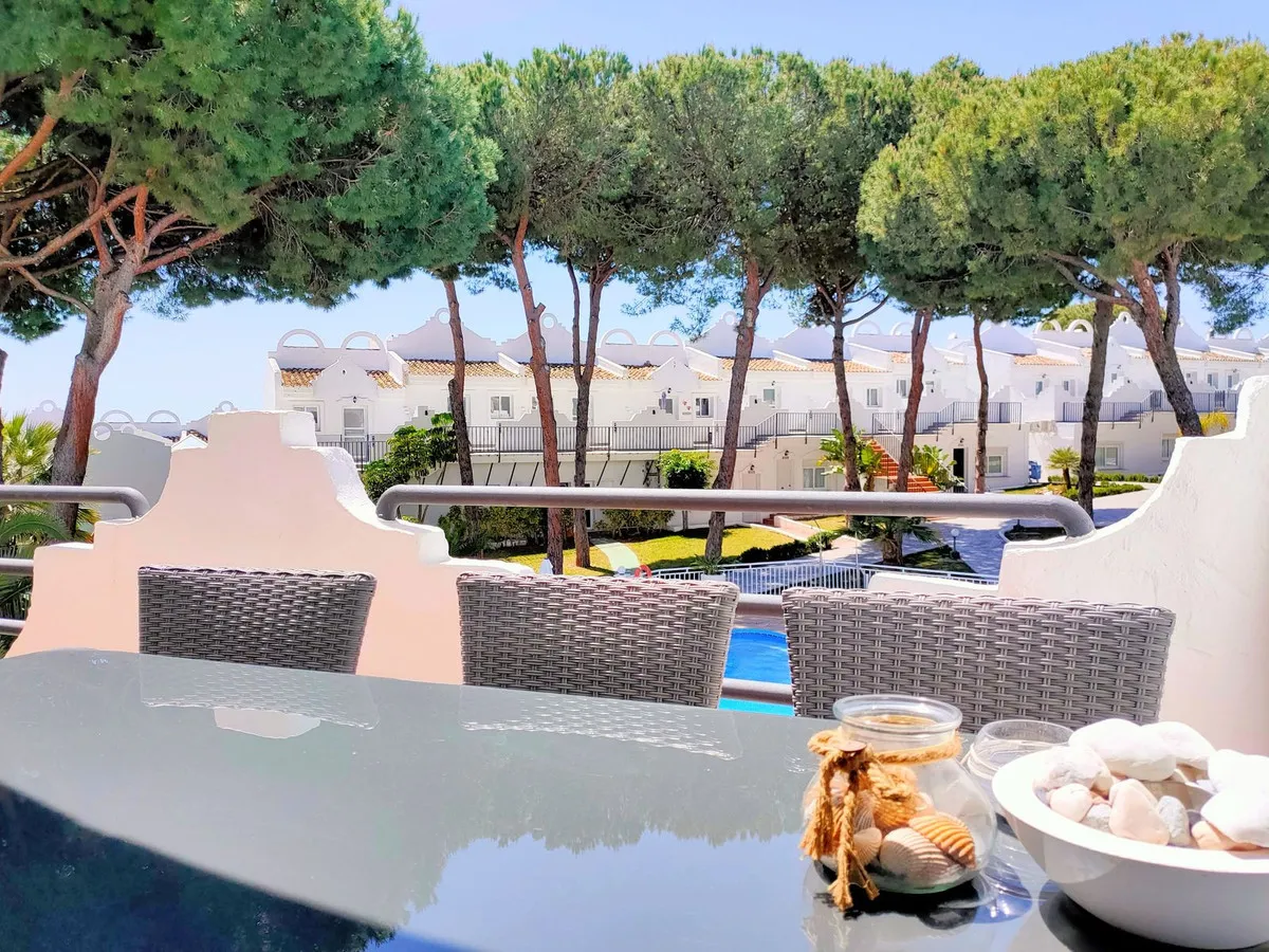 e0944dc2-877f-40c7-9de2-63d8e79b827f