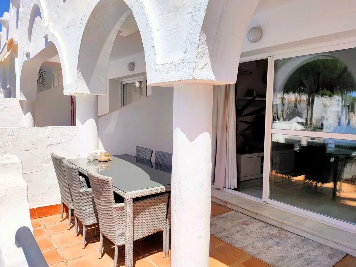 e1e71fb9-7a4f-4b8d-bfc6-e4299e6f64d2