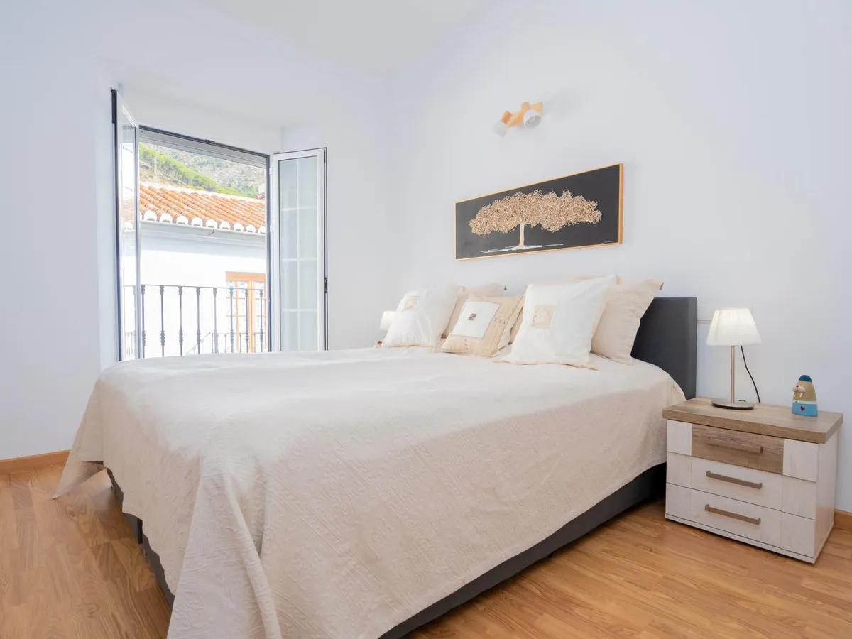 1be19ac9-7e51-4c84-a7c9-4c01cac6a277