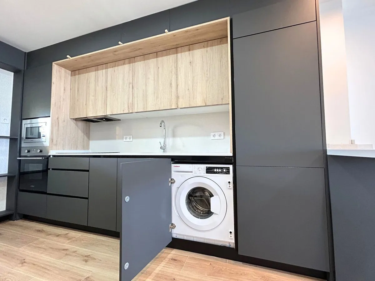 3e898dad-614b-4e47-869b-754481cfcd82