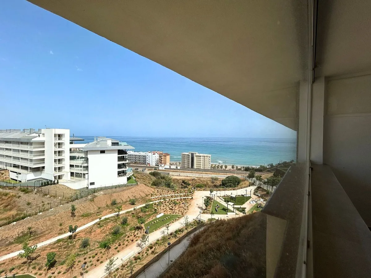 6d61da1b-8f34-4586-aaf9-93fea02ac8cf