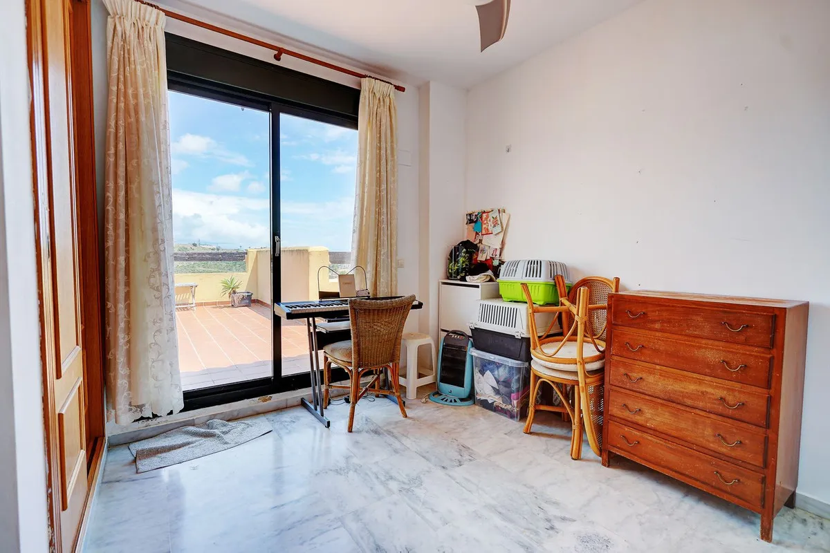 13e1b4c5-f15d-450d-b21b-a149aaa16846