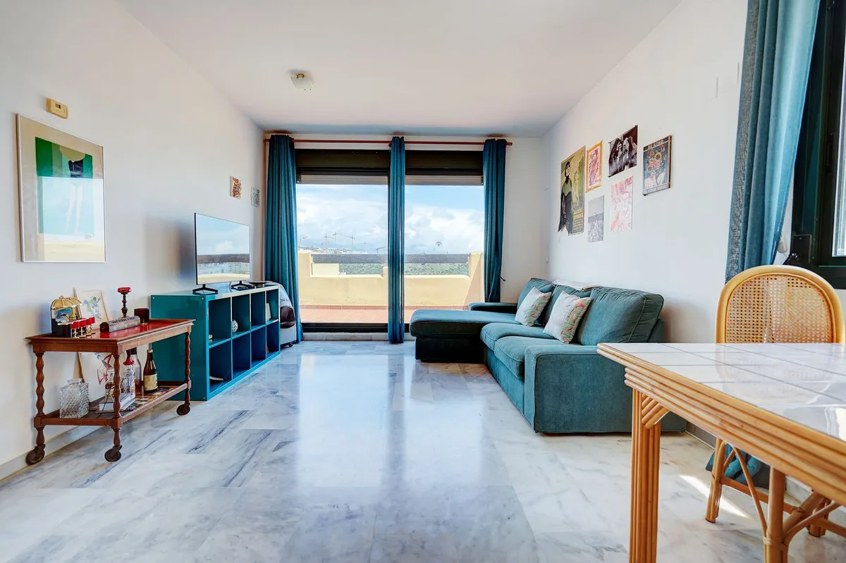 404f9ec5-2ea5-4bdc-9cc7-5895ccaf1e4e