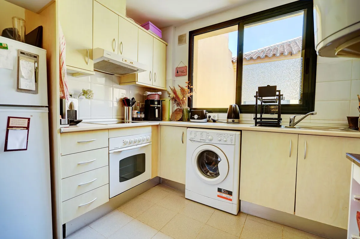 a7ec7008-d1db-4bec-a228-1c59ab49b527