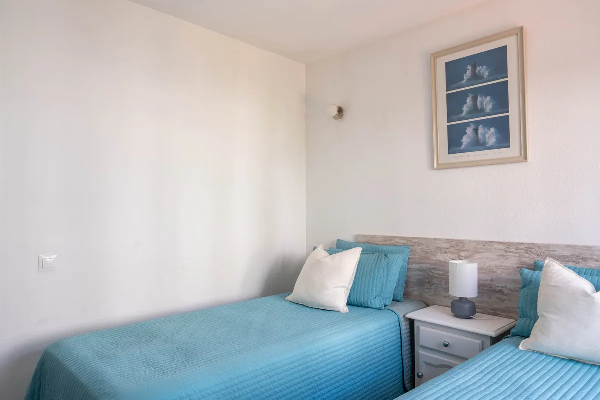 27e90dfa-a99f-4550-9a06-c2b3004921fb